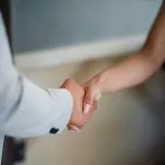 Garantie croisée entre associés